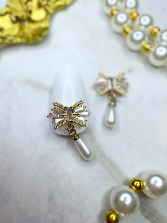 Crystal Bow Dangle / Zircon / Gold